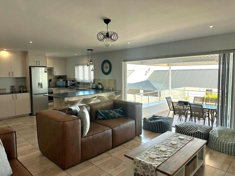 4 Bedroom Property for Sale in Da Gama Bay Western Cape